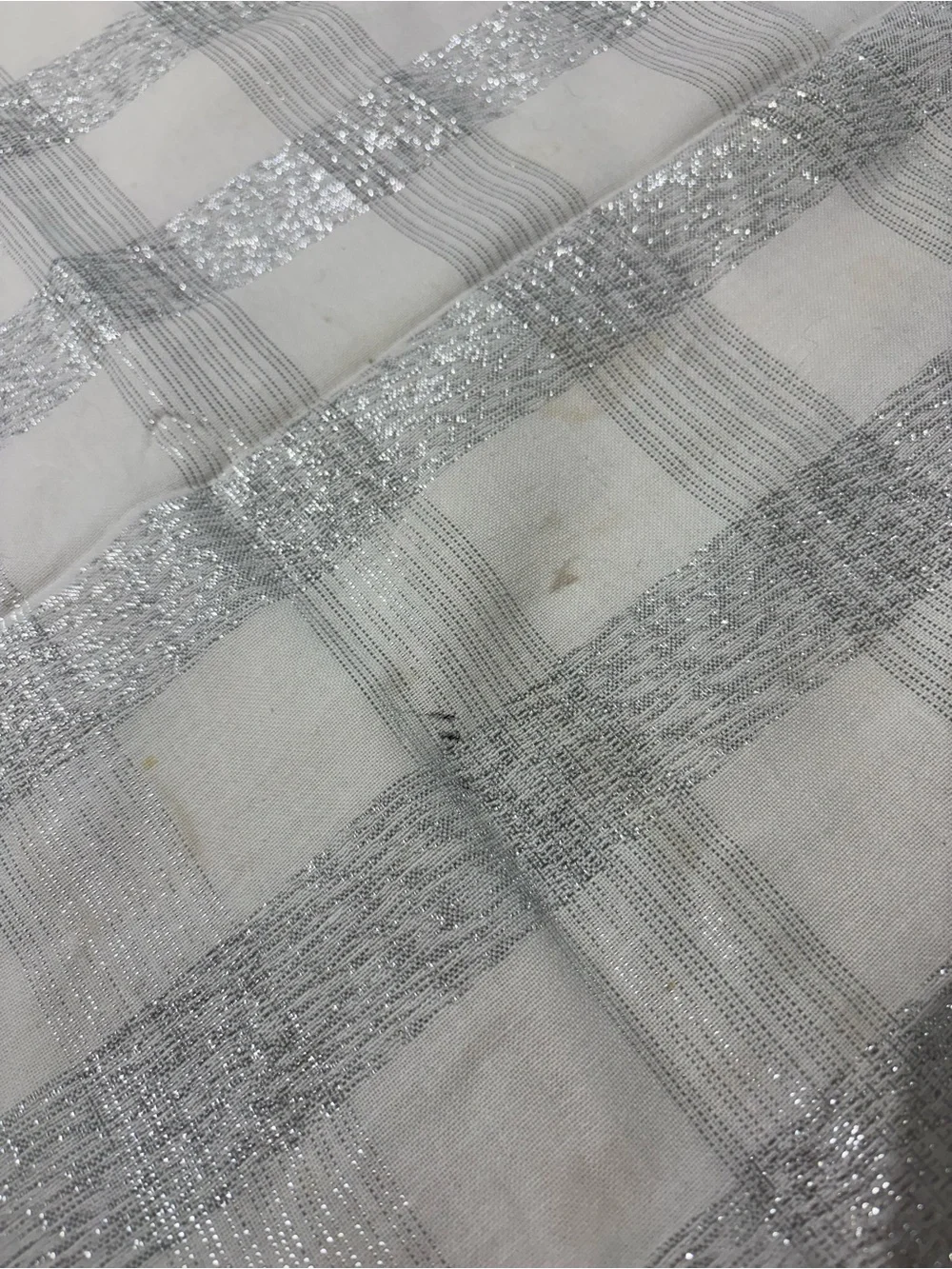 Silver Stripe Sheer Table Cloth - White and Silver